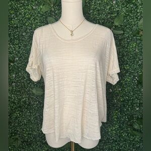 Off-White Short Sleeve Women's Top With Lace Detail